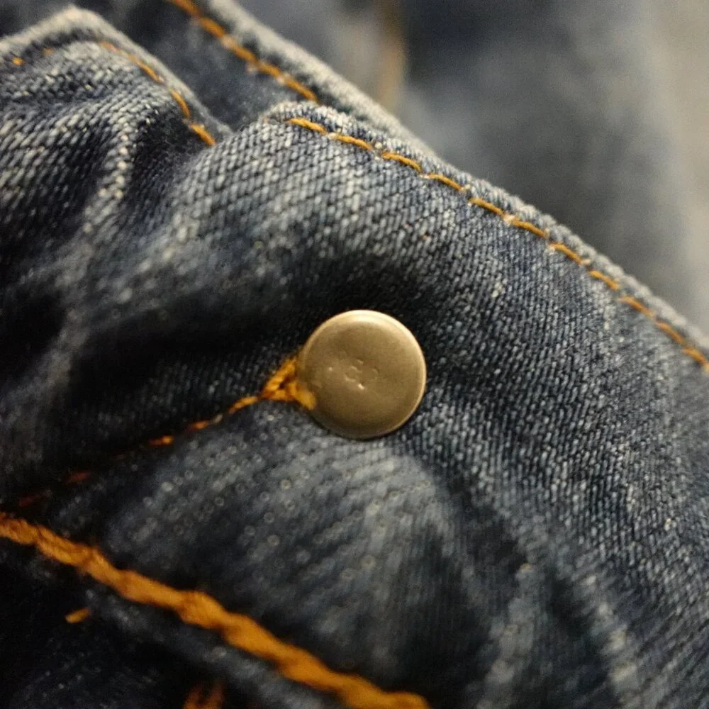 Levi’s Premium 505 Jeans Men’s 30x32 Straight Leg Light Indigo Classic‎ Denim